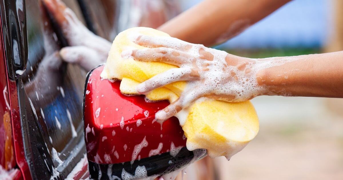 カーシャンプーのおすすめ人気ランキング7選 洗車用洗剤で水垢を落とす ことブログ